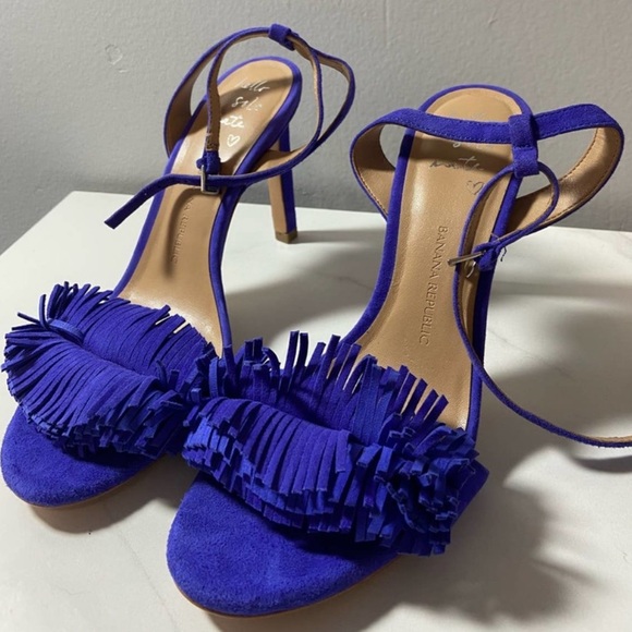NWOB | Banana Republic Honey Fringe Sandal in Cobalt Blue Size 8M - Picture 2 of 6